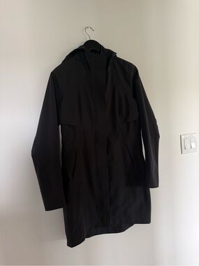Lululemon Rain Rebel Jacket
